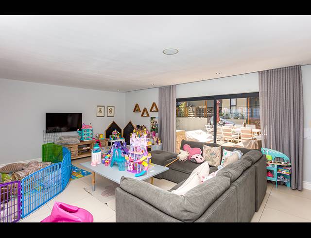 5 BEDROOM HOUSE FOR SALE IN ATLANTIC BEACH GOLF ESTATE